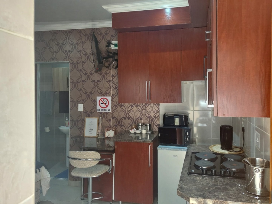 To Let 1 Bedroom Property for Rent in Pienaarsdorp North West